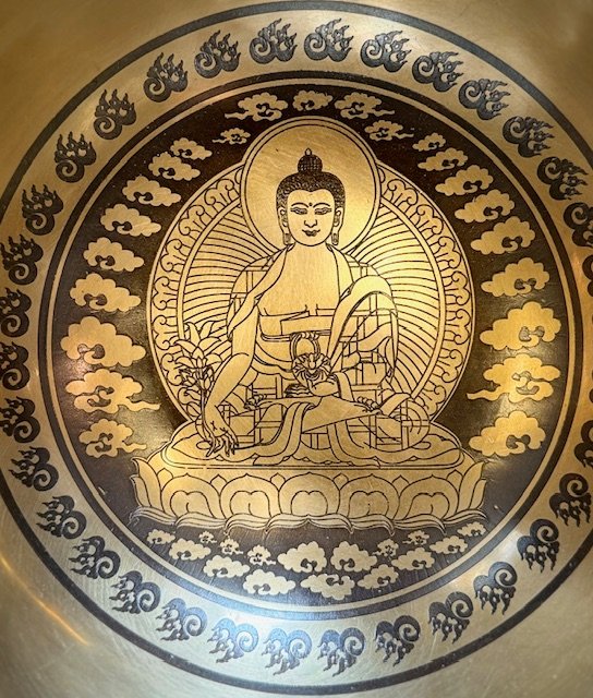 IMG_9170 Dainuojantis Tibeto dubenėlis "Medicinos Buda" - Image 4