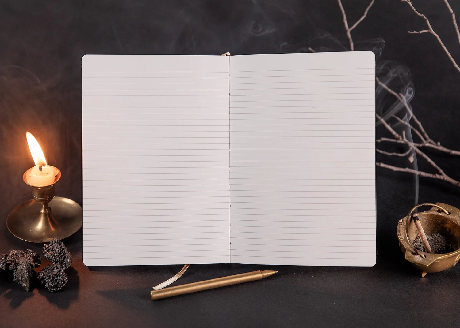 Lines_f0f0f983-b901-4bf3-b6e4-527c545db816_1500x Užrašų knygelė (su linijom) - Image 4