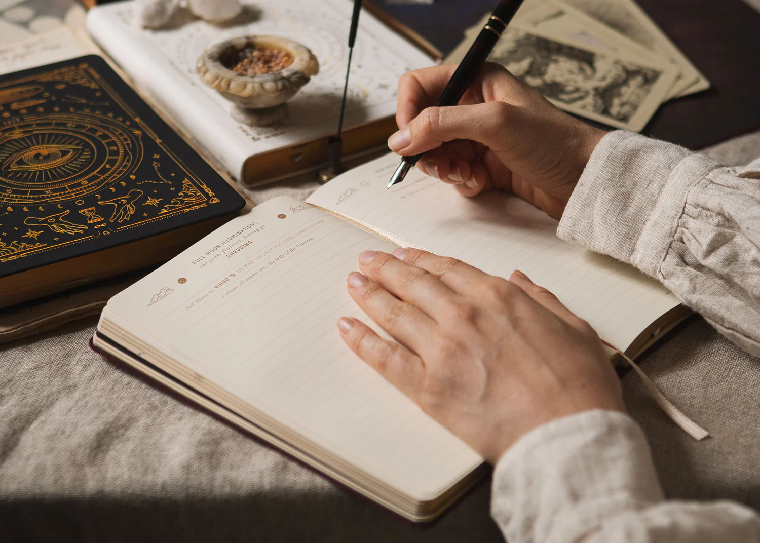 Writing-_-Pen-in-hand_1_1500x NAUJA! 2026 metų astrologinė planuotė (balta) - Image 12